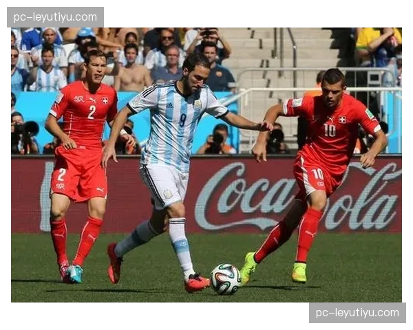 日本对阵瑞典 蓝武士的技术流打法将检验北欧球队的防线移动能力